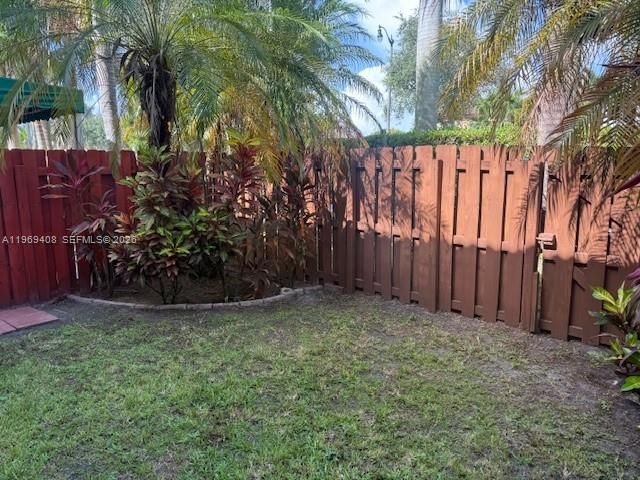 2402 NE 41st Pl 2402, Homestead, FL 33033
