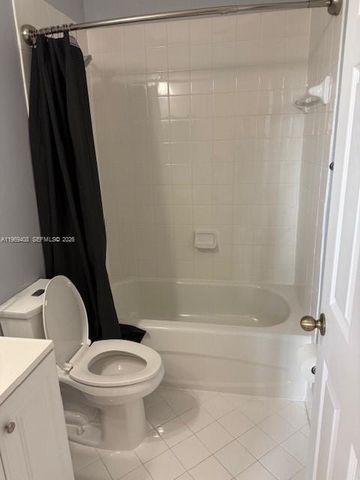 2402 NE 41st Pl 2402, Homestead, FL 33033