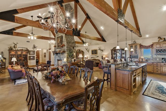 135 Serrano Court, Weatherford, TX 76087