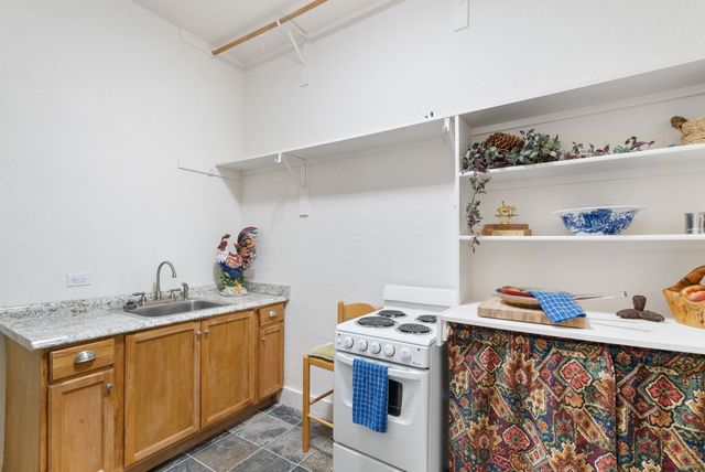 135 Serrano Court, Weatherford, TX 76087