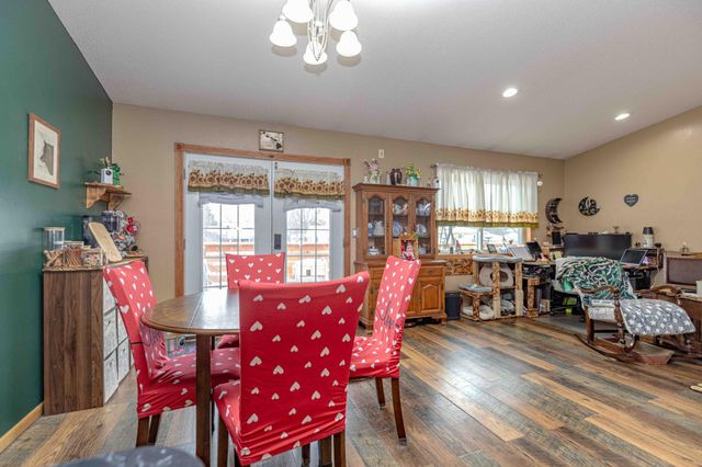 1224 7th Street N, Moorhead, MN 56560