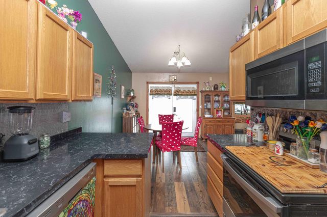 1224 7th Street N, Moorhead, MN 56560