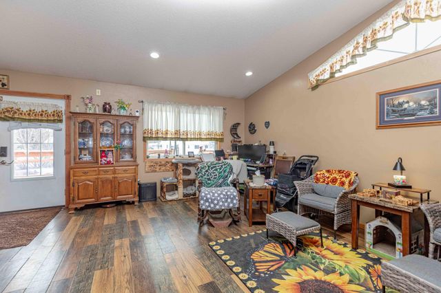 1224 7th Street N, Moorhead, MN 56560