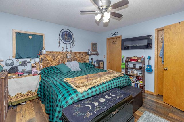 1224 7th Street N, Moorhead, MN 56560