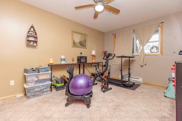 1224 7th Street N, Moorhead, MN 56560