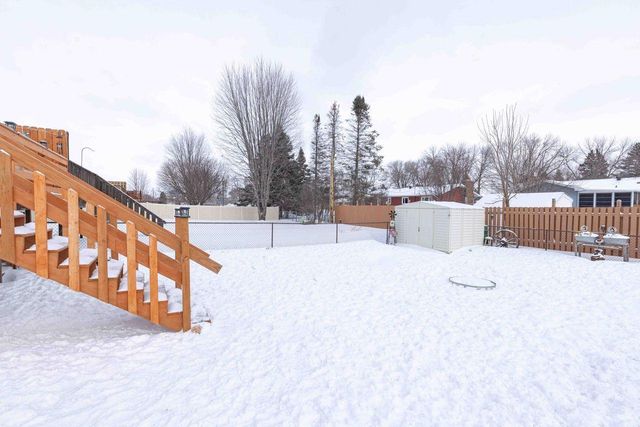 1224 7th Street N, Moorhead, MN 56560