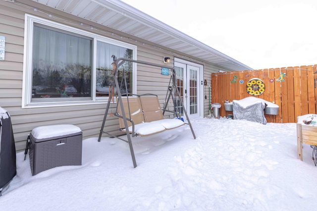 1224 7th Street N, Moorhead, MN 56560