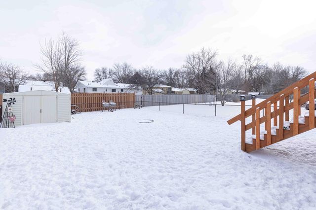 1224 7th Street N, Moorhead, MN 56560