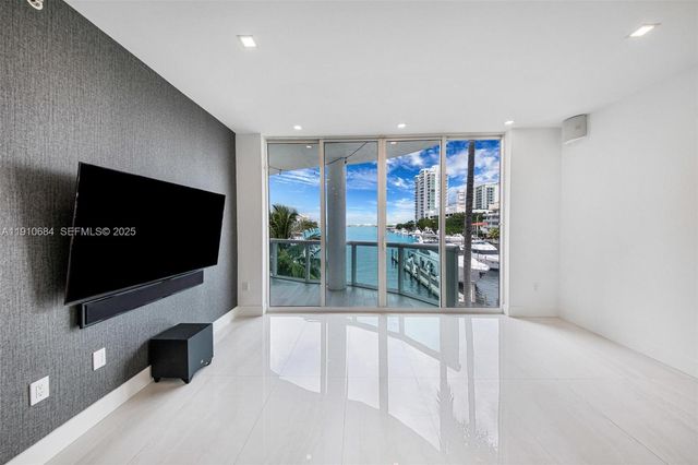 7918 Harbour Island Drive 207, North Bay Village, FL 33141
