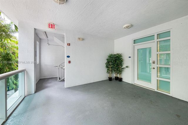 7918 Harbour Island Drive 207, North Bay Village, FL 33141