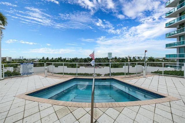 7918 Harbour Island Drive 207, North Bay Village, FL 33141