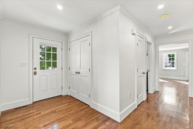 160 Hersey St, Hingham, MA 02043