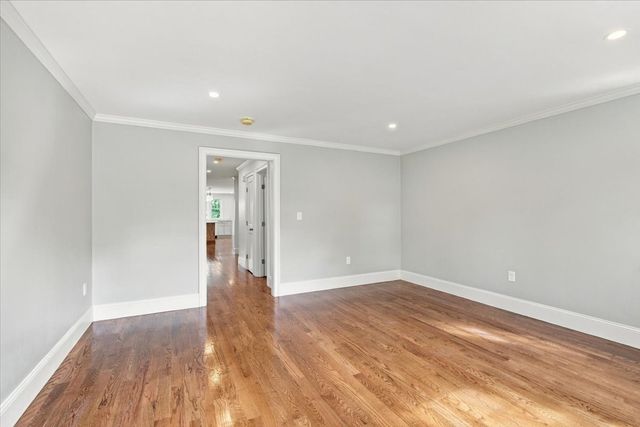160 Hersey St, Hingham, MA 02043