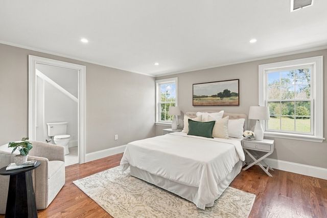 160 Hersey St, Hingham, MA 02043