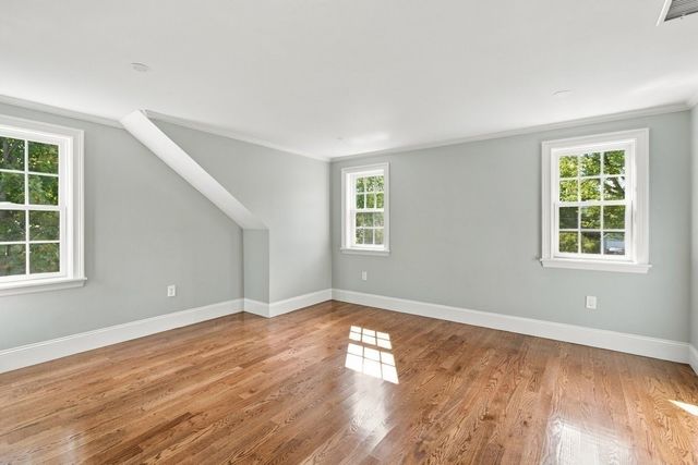 160 Hersey St, Hingham, MA 02043