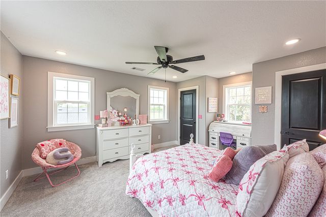 22556 & 22558 Mason Road, Fayetteville, AR 72703