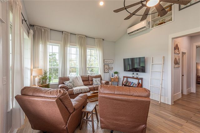 22556 & 22558 Mason Road, Fayetteville, AR 72703