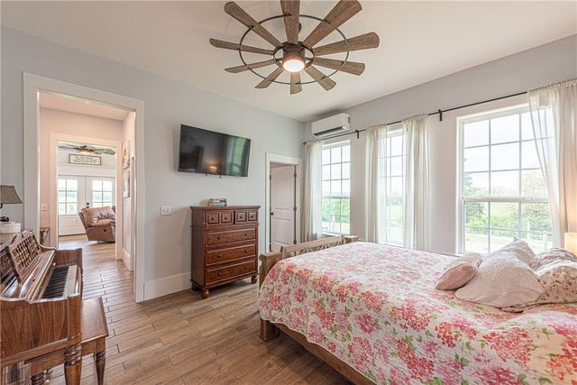 22556 & 22558 Mason Road, Fayetteville, AR 72703