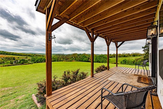 22556 & 22558 Mason Road, Fayetteville, AR 72703