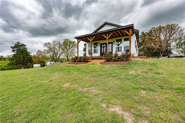 22556 & 22558 Mason Road, Fayetteville, AR 72703