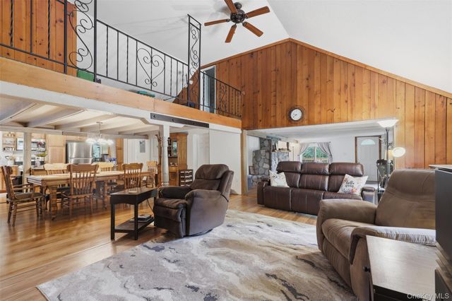 236 Hosner Mountain Road, Hopewell Junction, NY 12533