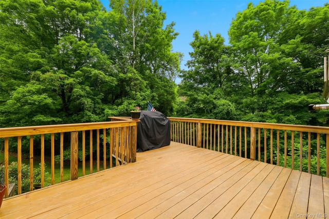 236 Hosner Mountain Road, Hopewell Junction, NY 12533