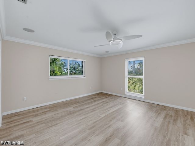 667 Park Shore DR, Naples, FL 34103