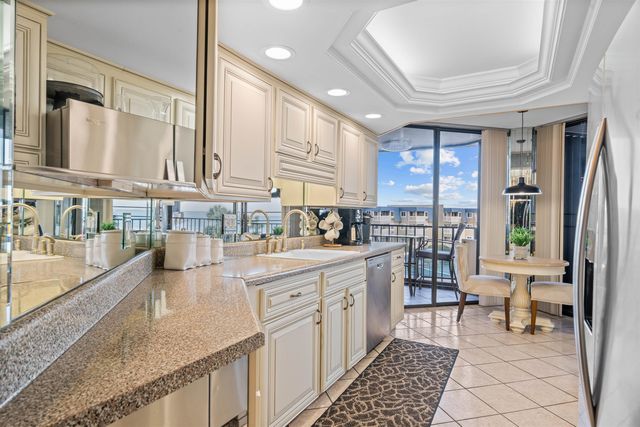 9650 Shore Dr Apt 108, Myrtle Beach, SC 29572