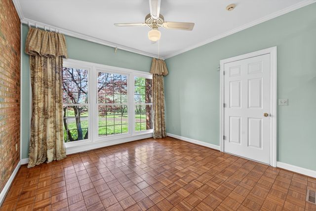 1553 N Main St, Mount Pleasant, TN 38474