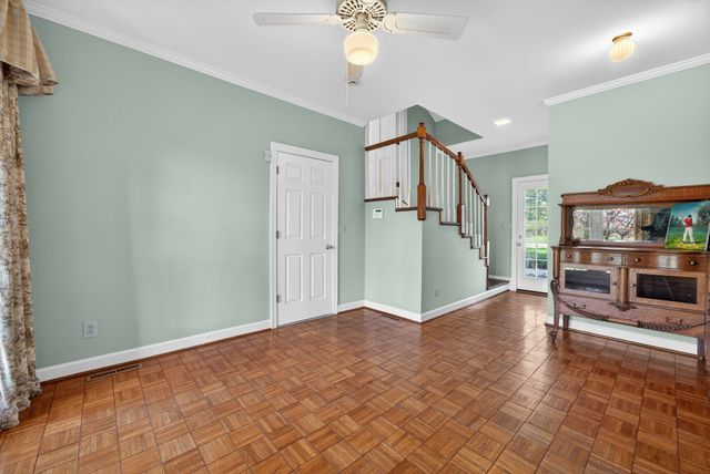 1553 N Main St, Mount Pleasant, TN 38474