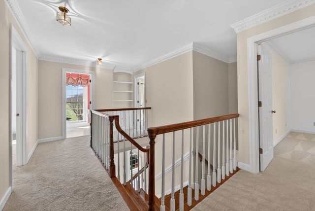 1553 N Main St, Mount Pleasant, TN 38474