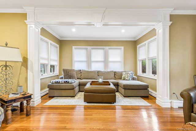 110 William Street, East Williston, NY 11596