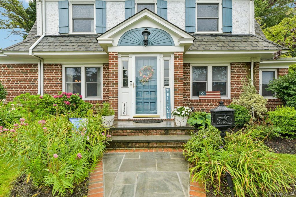 110 William Street, East Williston, NY 11596 — photo 3