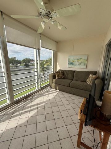 4032 Yarmouth B, Boca Raton, FL 33434