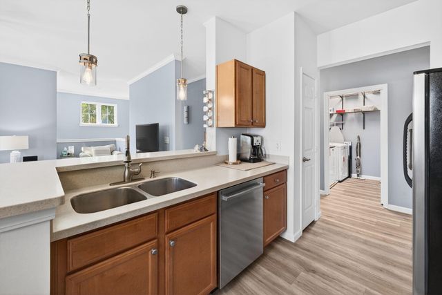 1225 Blakeway Street 906, Charleston, SC 29492