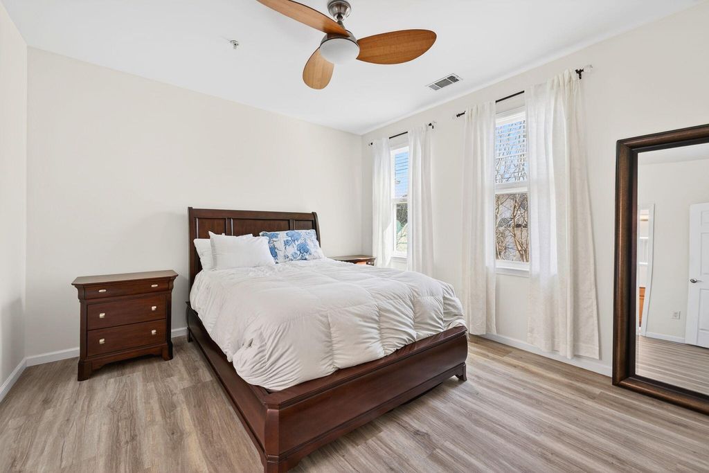 Image 14 of property listing at 1225 Blakeway Street 906, Charleston, SC 29492