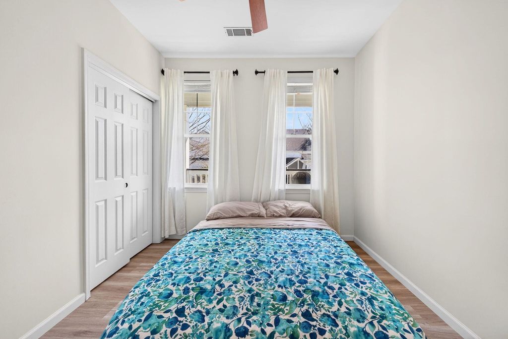 Image 25 of property listing at 1225 Blakeway Street 906, Charleston, SC 29492