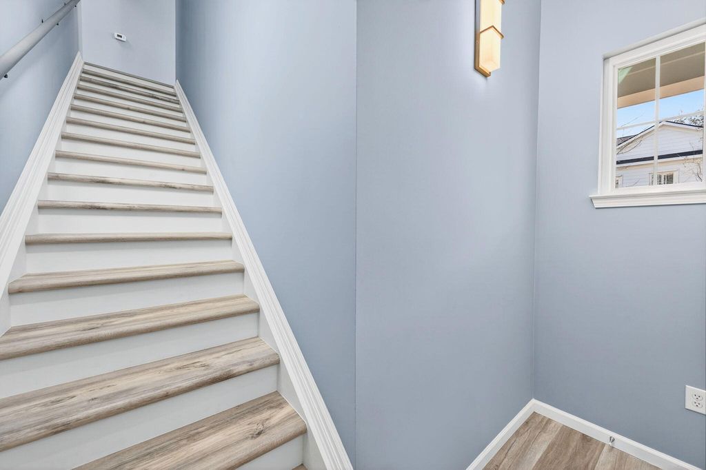 Image 29 of property listing at 1225 Blakeway Street 906, Charleston, SC 29492