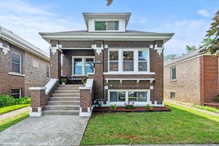 2445 Highland Avenue, Berwyn, IL 60402