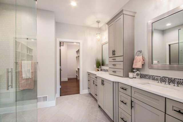 4575 Ada Grove Court SE, Ada, MI 49301