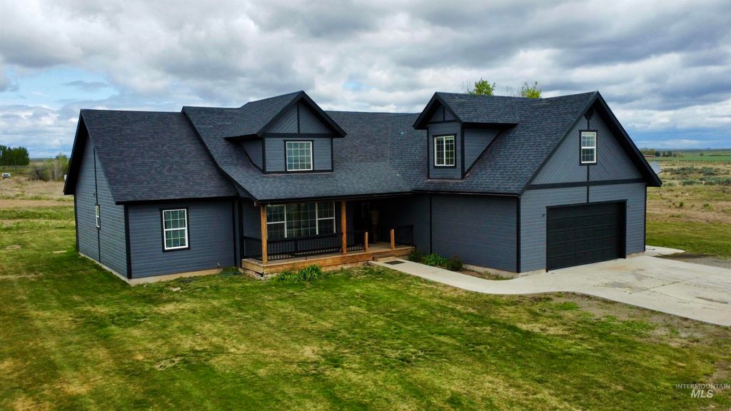 166 Eric Rd, Shoshone, ID 83352