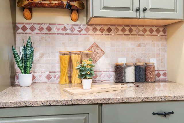 237 Oakbrook Drive, Wisconsin Dells, WI 53965