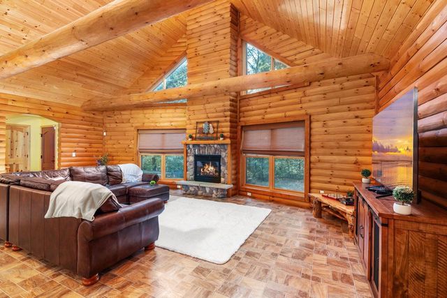 237 Oakbrook Drive, Wisconsin Dells, WI 53965