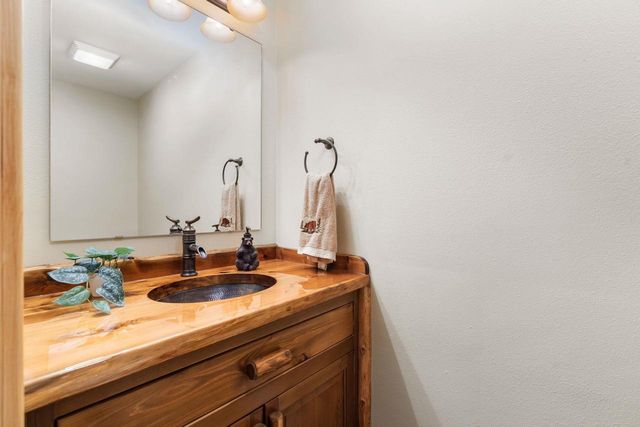 237 Oakbrook Drive, Wisconsin Dells, WI 53965