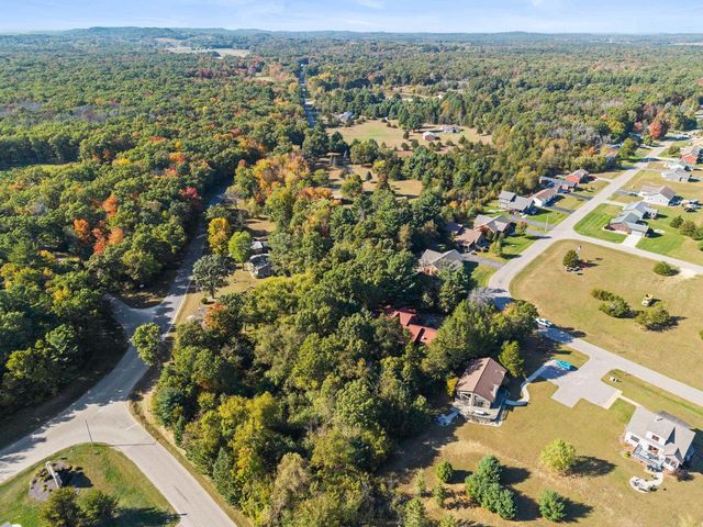 237 Oakbrook Drive, Wisconsin Dells, WI 53965