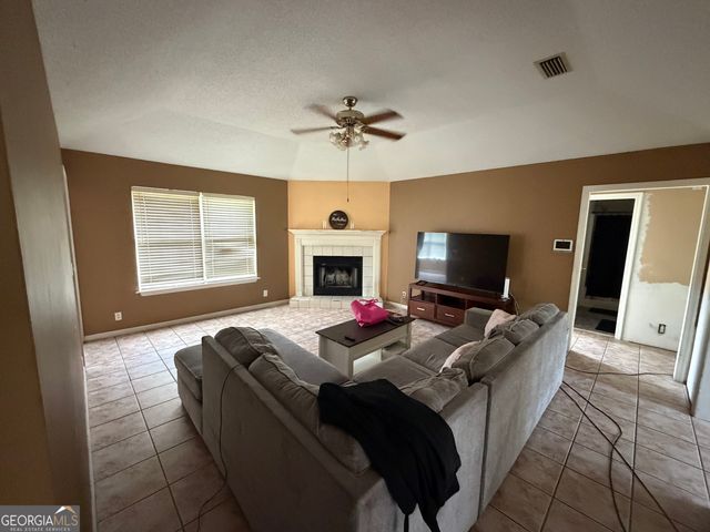 317 Crossbridge Drive, Brunswick, GA 31525