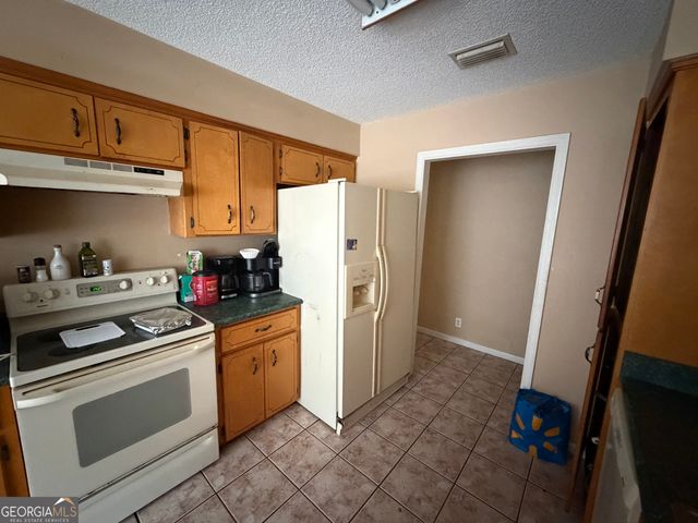 317 Crossbridge Drive, Brunswick, GA 31525