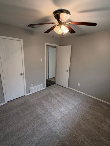6541 Avalon, Watauga, TX 76148