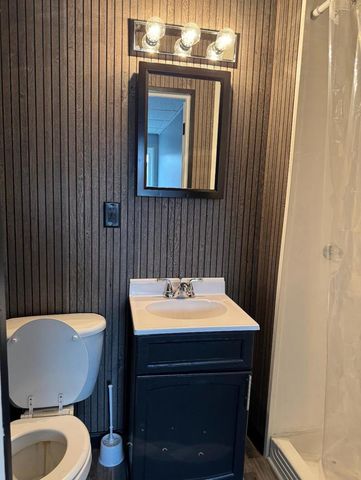 341 S Harrison Avenue, Kankakee, IL 60901