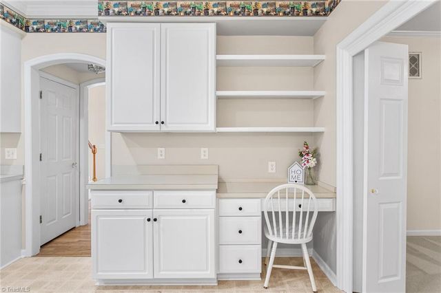 4236 Brentonshire Lane, High Point, NC 27265
